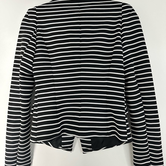 Black & white striped blazer US M - Picture 2 of 4